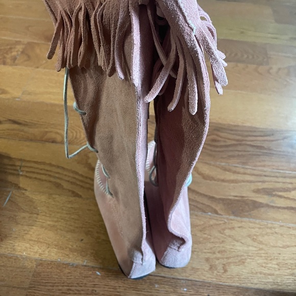 Minnetonka Pink Suede Lace-Up Boots - Picture 3 of 7